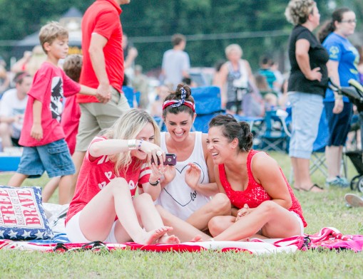 Bring your lawn chairs, blankets, family, and friends to the NW corner of 121st & Memorial on Friday, June 30, 2017.