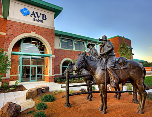 The New AVB downtown branch and plaza sculpture, “Binding Contract,” by Sculptor Bradford Williams.