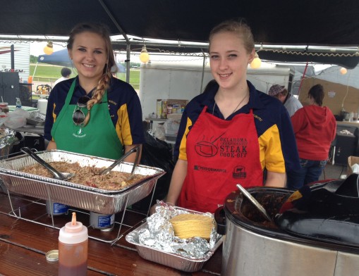 Murray’s kids - FFA and JR ROTC Claremore high school serving Peoples Choice at last year’s barbeque.