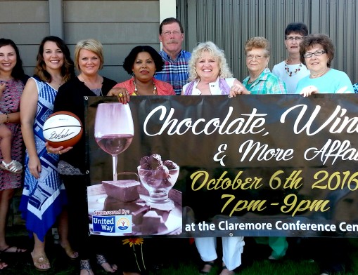 The 2016 committee of the United Way Chocolate, Wine & More Affair (L to R): Emily Brown, 
Jessica Wilbourn, Julie Adams-Simmons, Germaine Watkins, Rick Reimer, Donna Grabow, Don Freed, Dee Riddles, Connie Jessina and Wanda Inman.