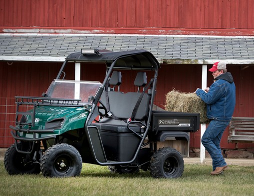 Whether it’s upkeep on your garden or going for an evening drive around the lake, the Landstar UTV series by American Landmaster is great for hauling cargo, towing and recreational use.