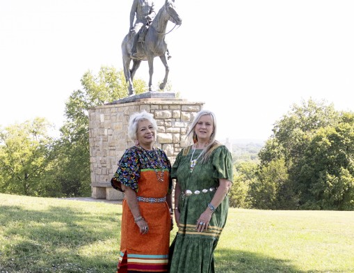 Celeste Tillary and Linda Coleman, The Indian Women’s
Pocahontas Club. Photo by Jill Solomon Wise.