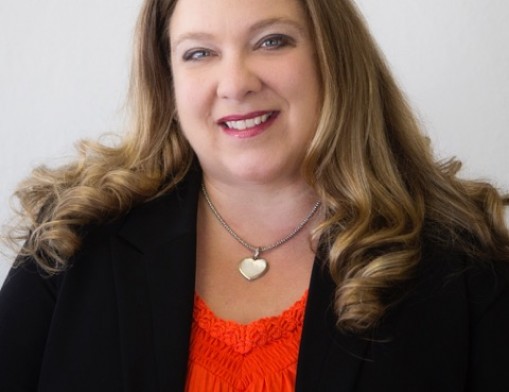 Renee Hillhouse to Loan Operations Officer. Hillhouse manages and oversees AVB’s loan servicing and credit departments, providing all loan documentation, payments, advances and maintenance.