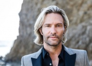 Eric Whitacre. Photo By Marc Royce.