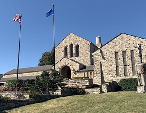 The Indian Women’s Pocahontas Club’s annual “Hats off to Will” Will Rogers Birthday Tribute and Wreath Laying Ceremony will be held on Saturday, Nov. 6, 2021, at the Will Rogers Memorial Museum in Claremore. Historical legacy touring and activities begin at 10 a.m. This event is free and open to the public.