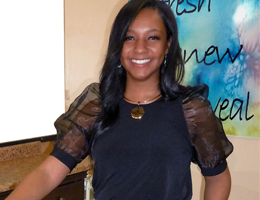 Jasmine Sampson is current on the latest haircutting trends and is eager to try something new.