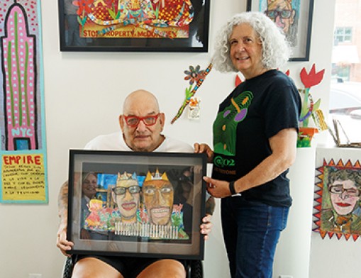 Richard Bay aka DRARTGUY with Jennifer Deal, Arts@302 executive director.  Valuenews.com & Values Inc. photo, July 2025