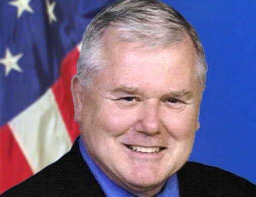 Tulsa County Assessor Ken Yazel was first elected by the 
citizens of Tulsa County in 2002. He is a retired U.S. Marine Corps Major, having served as a radio operator, parachutist, Vietnamese linguist, Nuclear Artillery Officer, Recruiting Officer, and Financial Management Officer.