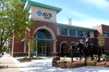 The new AVB Bank at 322 S. Main St. in Broken Arrow’s Rose District.