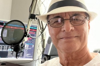 Brisa Tropical Radio Director Lino Roldan
