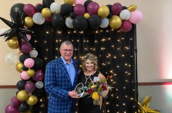 2021 Leader in Government Ashley Hickman from the City of Claremore, with presenter Keith Austin, Cherokee Nation Tribal Councilor.