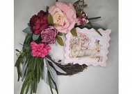 Shannon Mayville will design your original Valentine wreaths using high-quality materials and lots of love! Photos courtesy of An Array of Wreaths. February 2026.