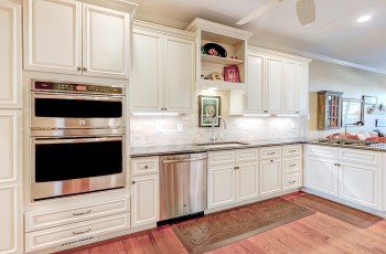 The style of your cabinets sets the tone for the appearance of the rest of the kitchen. The most popular cabinet styles are raised panel and shaker, both available in several wood species and finishes.