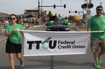 Rooster Days Parade - Photo Courtesy of the Broken Arrow Chamber of Commerce