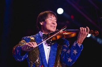 NFHOF Inductee, Shoji Tabuchi, “The King of Branson,” has delighted audiences with his astounding talent and hearty humor.