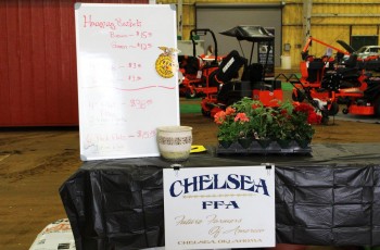 Chelsea FFA’s 2017 plant sale fundraiser was a success! This year, several local non-profit organizations will hold plant sale fundraisers.
