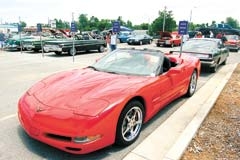 A Chevy 2007 Corvette.