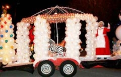 Mrs. Claus was able to participate in last year’s Claremore Christmas parade. This float was one of approximately 
100 entries that participate annually in the Chamber of 
Commerce-sponsored parade.