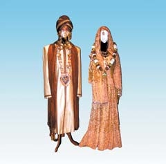 Attire worn by a Hindu bride and groom.