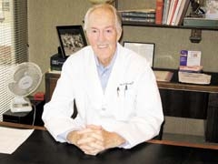 Allergist James A. Murray, M.D., offers tips on dealing with spring allergies.
