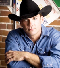 Oklahoma native and country music artist Wade Hayes will perform on Saturday, September 14 at the Rogers County Fair in Claremore.