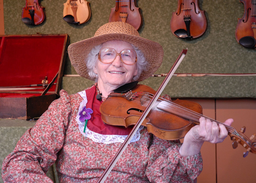 NationalFiddlerHallofFame_Tulsa_ValuesMagazine_March_2018_04